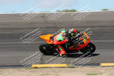 media/Apr-05-2024-Apex Assassins-CVMA Friday Practice (Fri) [[ee2ef04f2b]]/3-Racer 2/Session 3 (Bowl Speed Pans)/